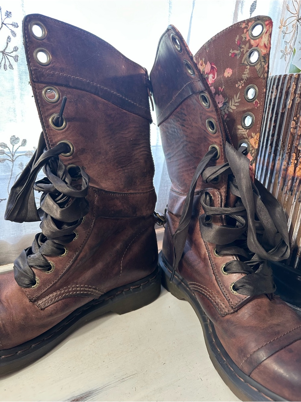 1914 Triumph Dr Marten Leather Lace-Up Fold Down Floral Boots